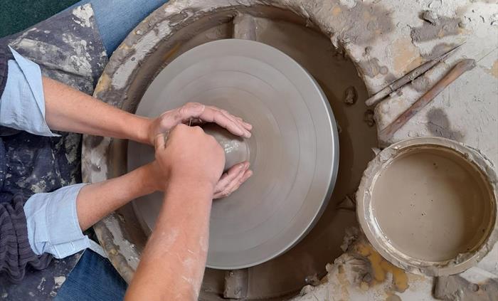Enjoy a wonderful day out at our beautiful pottery school come on your own to enjoy the wellbeing or a family, friends and or inspiring holiday sessio